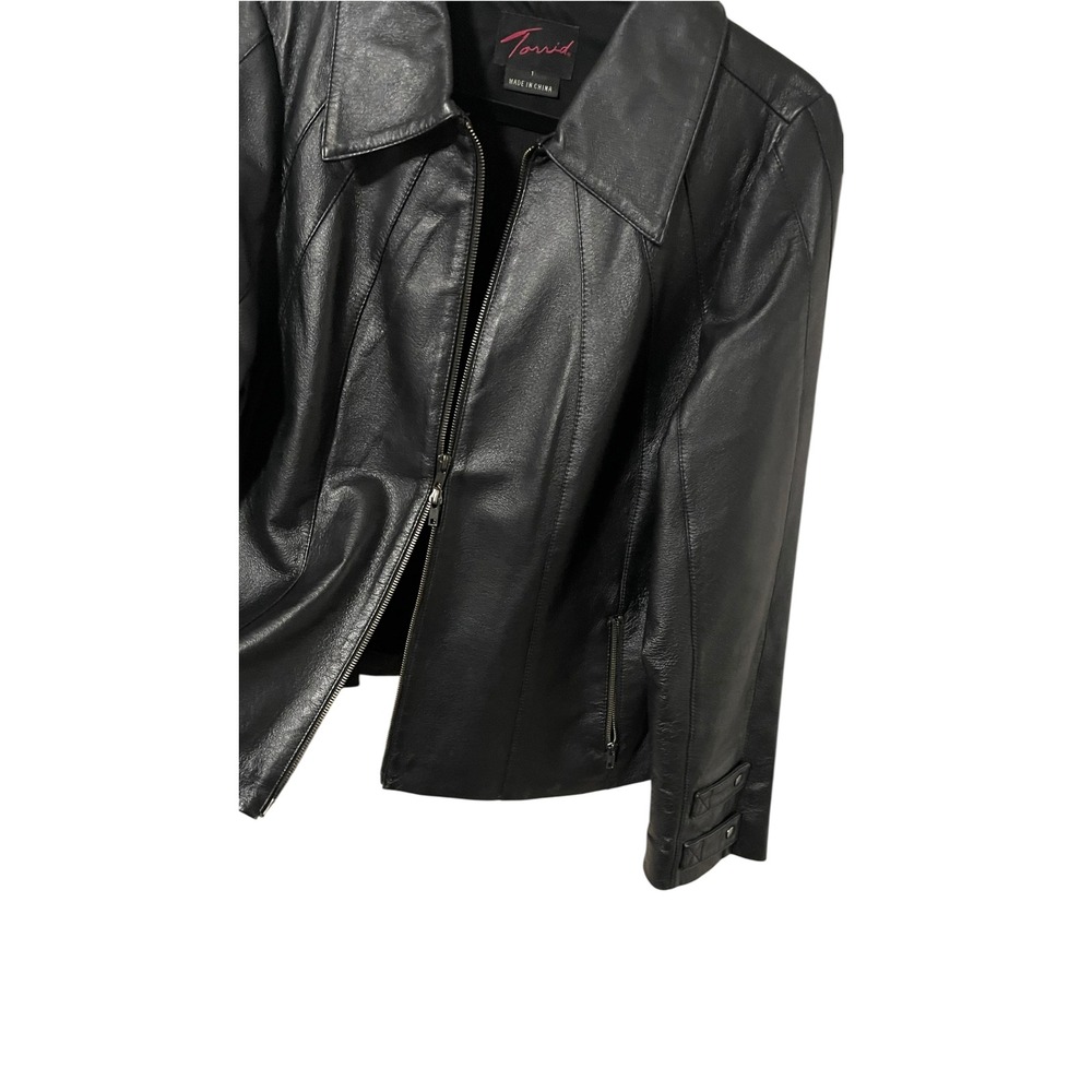 Torrid Size 1 Black Nappa Leather Double Zip Moto Jacket Size 14/16 Biker Chic - Picture 3 of 6